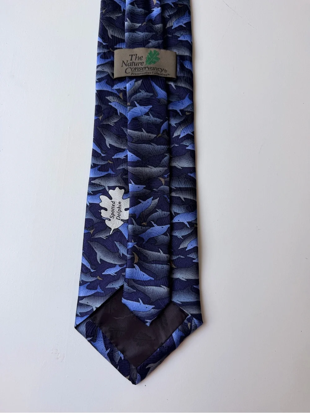 100% handmade, silk tie, dolphin print the nature Conservatory 60in